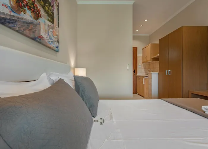 Dimaras Zakynthos 게스트하우스 3*