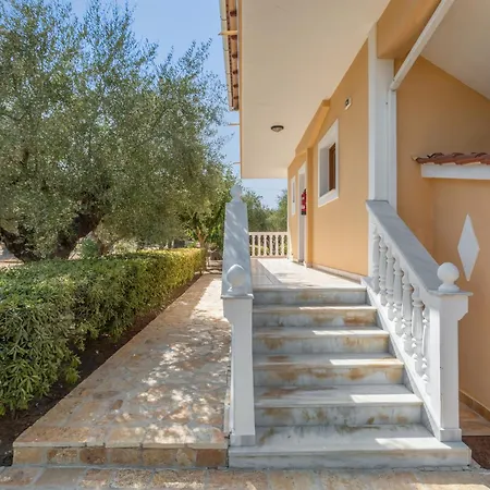 Dimaras Zakynthos Konukevi 3*